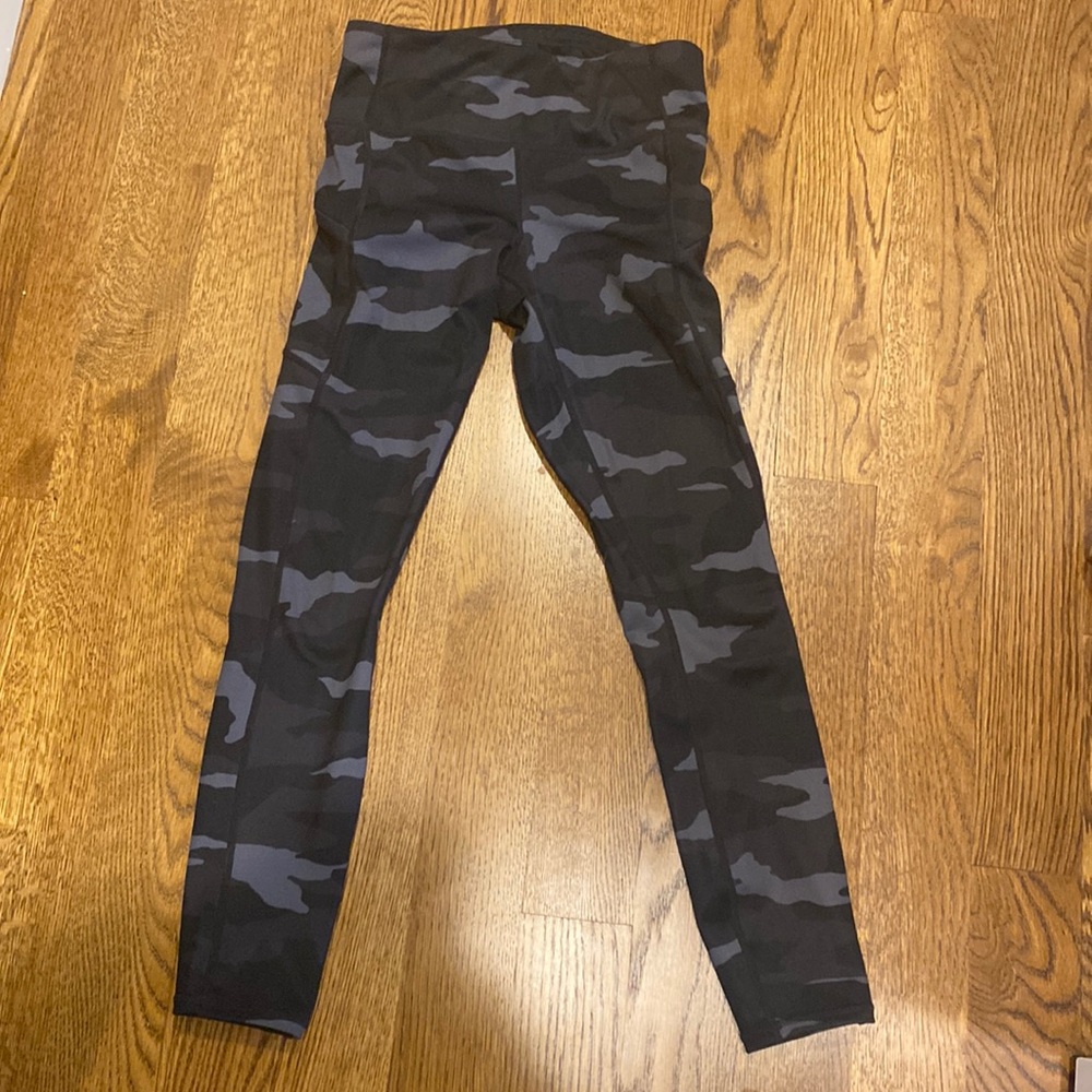 Athleta camo leggings